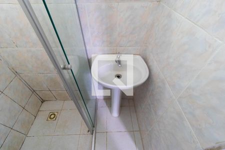 Studio para alugar com 25m², 1 quarto e 1 vaga Studio para alugar com 25m², 1 quarto e 1 vagaBanheiro