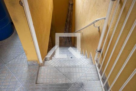 Casa à venda com 250m², 7 quartos e 2 vagasEscada