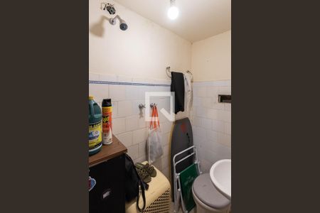 Casa à venda com 119m², 4 quartos e 1 vagaBanheiro de serviço