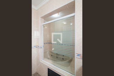 Apartamento à venda com 211m², 4 quartos e 3 vagas Apartamento à venda com 211m², 4 quartos e 3 vagasBanheiro da Suite 1