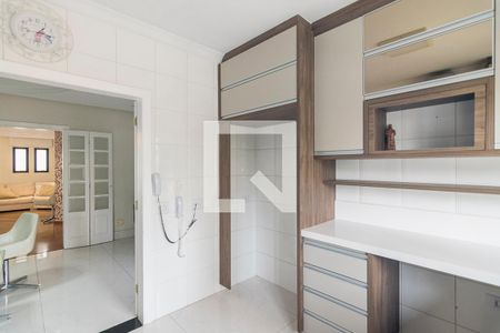 Apartamento à venda com 211m², 4 quartos e 3 vagas Apartamento à venda com 211m², 4 quartos e 3 vagasCozinha