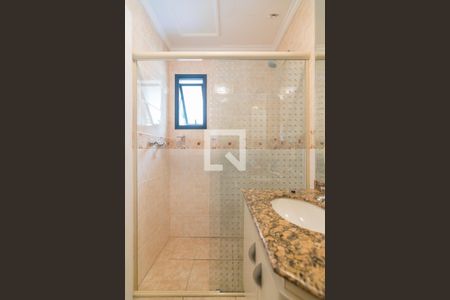 Apartamento à venda com 211m², 4 quartos e 3 vagas Apartamento à venda com 211m², 4 quartos e 3 vagasBanheiro da Suite 2