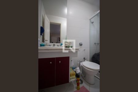 Casa de condomínio à venda com 350m², 5 quartos e 3 vagas Casa de condomínio à venda com 350m², 5 quartos e 3 vagasBanheiro da Suíte 4