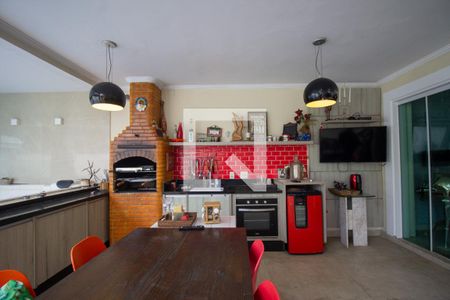 Casa de condomínio à venda com 350m², 5 quartos e 3 vagas Casa de condomínio à venda com 350m², 5 quartos e 3 vagasÁrea Gourmet