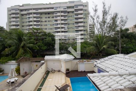 Casa de condomínio à venda com 350m², 5 quartos e 3 vagas Casa de condomínio à venda com 350m², 5 quartos e 3 vagasVista da Sacada da Suíte 2
