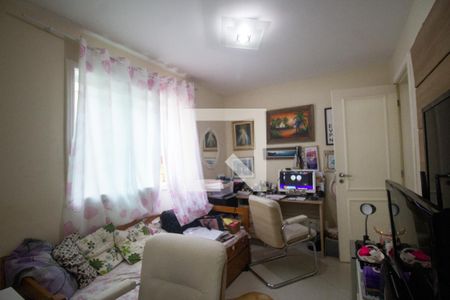 Casa de condomínio à venda com 350m², 5 quartos e 3 vagas Casa de condomínio à venda com 350m², 5 quartos e 3 vagasSuíte 4