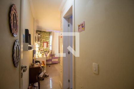 Casa de condomínio à venda com 350m², 5 quartos e 3 vagas Casa de condomínio à venda com 350m², 5 quartos e 3 vagasSuíte 3