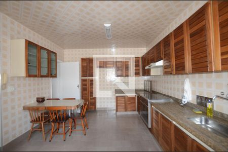 Apartamento para alugar com 200m², 3 quartos e 2 vagasCozinha