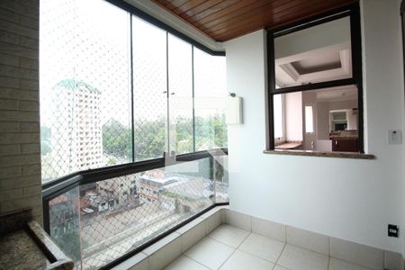 Apartamento à venda com 264m², 4 quartos e 4 vagas Apartamento à venda com 264m², 4 quartos e 4 vagasVaranda gourmet