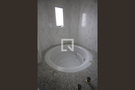 Apartamento à venda com 264m², 4 quartos e 4 vagas Apartamento à venda com 264m², 4 quartos e 4 vagasBanheiro da Suíte 3