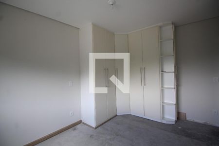 Apartamento à venda com 264m², 4 quartos e 4 vagas Apartamento à venda com 264m², 4 quartos e 4 vagasSuite 1