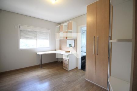 Apartamento à venda com 264m², 4 quartos e 4 vagas Apartamento à venda com 264m², 4 quartos e 4 vagasSuite 2