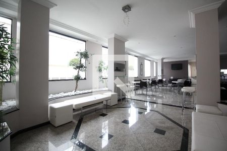 Apartamento à venda com 264m², 4 quartos e 4 vagas Apartamento à venda com 264m², 4 quartos e 4 vagasÁrea comum - Salão de festas