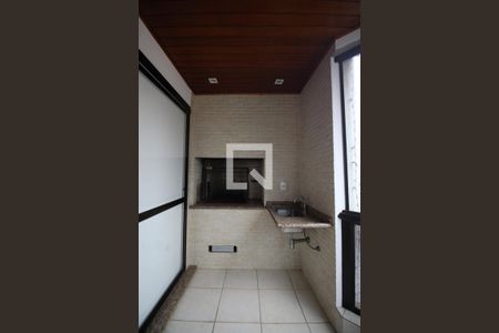 Apartamento à venda com 264m², 4 quartos e 4 vagas Apartamento à venda com 264m², 4 quartos e 4 vagasVaranda gourmet