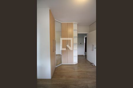 Apartamento à venda com 264m², 4 quartos e 4 vagas Apartamento à venda com 264m², 4 quartos e 4 vagasSuite 2