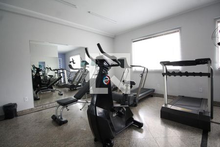 Apartamento à venda com 264m², 4 quartos e 4 vagas Apartamento à venda com 264m², 4 quartos e 4 vagasÁrea comum - Academia