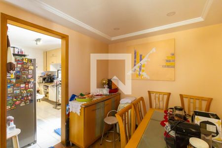Casa de condomínio à venda com 160m², 4 quartos e 2 vagas Casa de condomínio à venda com 160m², 4 quartos e 2 vagasSala de Jantar