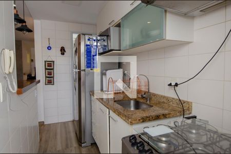 Apartamento à venda com 140m², 2 quartos e 2 vagasCozinha