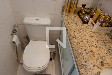 Apartamento à venda com 140m², 2 quartos e 2 vagasBanheiro da Suíte