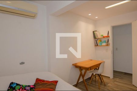 Apartamento à venda com 140m², 2 quartos e 2 vagasQuarto