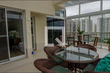 Apartamento à venda com 140m², 2 quartos e 2 vagasVaranda gourmet