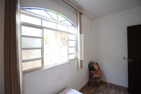 Casa à venda com 240m², 2 quartos e 2 vagasQuarto 2