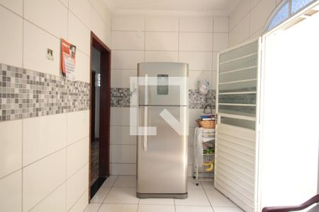 Casa à venda com 240m², 2 quartos e 2 vagasCozinha e Copa