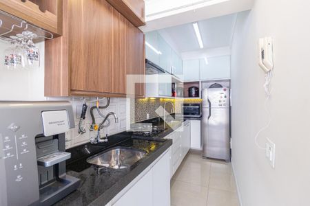 Cozinha e área de serviço de apartamento à venda com 1 quarto, 41m² em Continental, Osasco