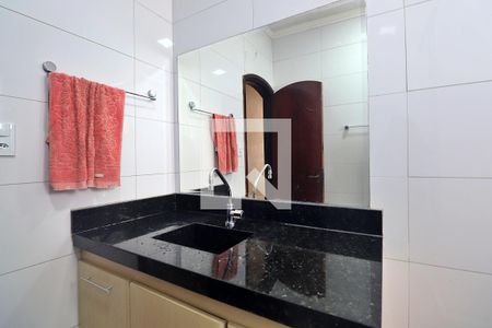 Casa à venda com 167m², 2 quartos e sem vagaBanheiro Social