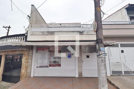 Casa à venda com 167m², 2 quartos e sem vagaFachada