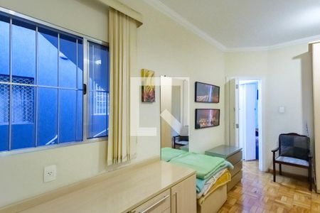 Casa à venda com 290m², 4 quartos e 3 vagas Casa à venda com 290m², 4 quartos e 3 vagasQuarto 3