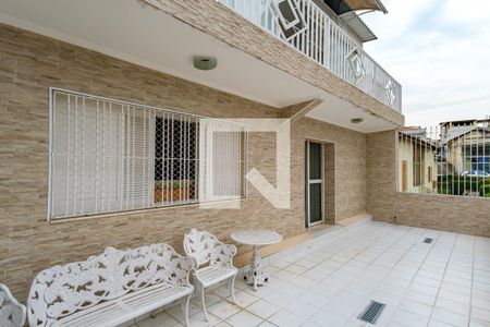 Casa à venda com 290m², 4 quartos e 3 vagas Casa à venda com 290m², 4 quartos e 3 vagasQuarto 1