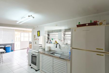 Casa à venda com 290m², 4 quartos e 3 vagas Casa à venda com 290m², 4 quartos e 3 vagasChurrasqueira