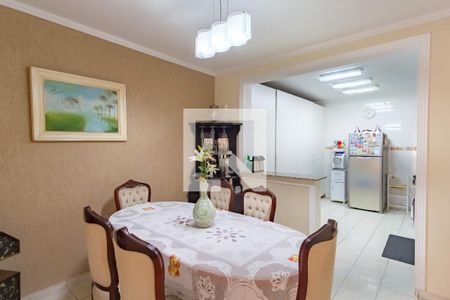 Casa à venda com 290m², 4 quartos e 3 vagas Casa à venda com 290m², 4 quartos e 3 vagasCopa