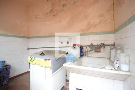 Casa à venda com 153m², 3 quartos e 4 vagasÁrea de Serviço