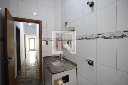 Casa à venda com 153m², 3 quartos e 4 vagasBanheiro