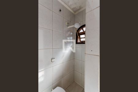 Casa à venda com 240m², 3 quartos e 3 vagas Casa à venda com 240m², 3 quartos e 3 vagasLavabo