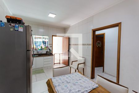 Casa à venda com 240m², 3 quartos e 3 vagas Casa à venda com 240m², 3 quartos e 3 vagasCozinha