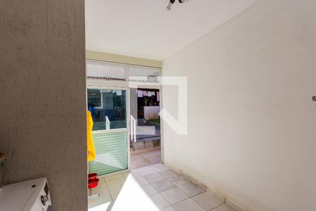 Casa à venda com 240m², 3 quartos e 3 vagas Casa à venda com 240m², 3 quartos e 3 vagasÁrea de Serviço