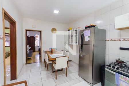 Casa à venda com 240m², 3 quartos e 3 vagas Casa à venda com 240m², 3 quartos e 3 vagasCozinha