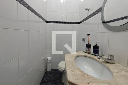 Casa à venda com 251m², 3 quartos e 3 vagasLavabo