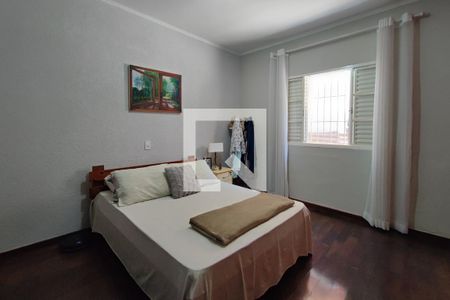 Casa à venda com 251m², 3 quartos e 3 vagasQuarto 2