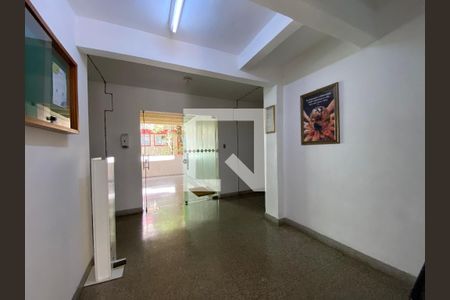 Apartamento à venda com 84m², 2 quartos e 1 vagaHall de entrada