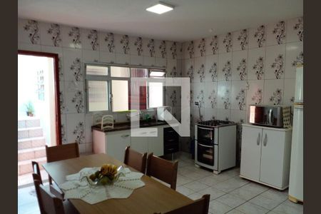 Casa à venda com 184m², 3 quartos e 3 vagas Casa à venda com 184m², 3 quartos e 3 vagasFoto 13