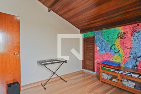 Casa à venda com 280m², 4 quartos e 2 vagasSótão