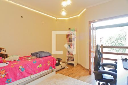 Casa à venda com 280m², 4 quartos e 2 vagasSuíte