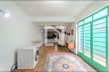 Casa à venda com 225m², 4 quartos e 2 vagas Casa à venda com 225m², 4 quartos e 2 vagasSalão de festas