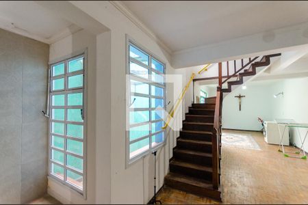 Casa à venda com 225m², 4 quartos e 2 vagas Casa à venda com 225m², 4 quartos e 2 vagasSalão de festas