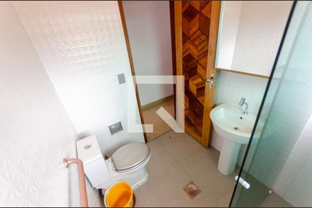 Casa à venda com 225m², 4 quartos e 2 vagas Casa à venda com 225m², 4 quartos e 2 vagasBanheiro da Suíte