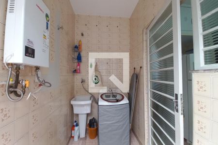 Casa à venda com 160m², 3 quartos e 4 vagasÁrea de Serviço